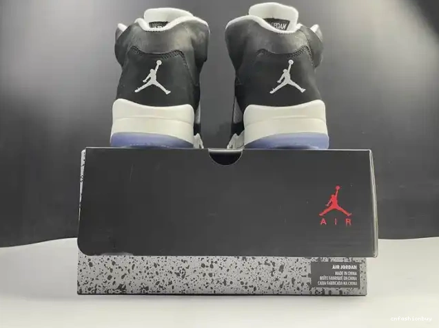 CT4838-011 5 OREO JORDAN AIR 0503